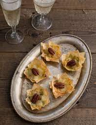 blue cheese filo bites with pears and