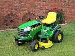 choosing the best riding lawn mower