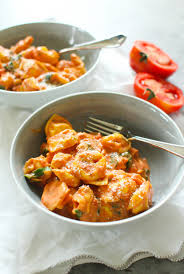 cheese tortellini with tomato cream