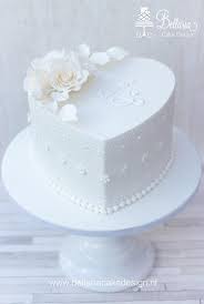 Say i do! to one of these amazing wedding cake ideas! Small White Wedding Cake Cake By Bellaria Cake Design Cakesdecor
