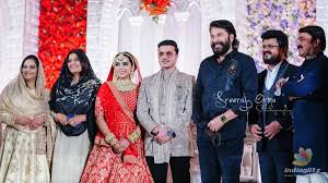 His wife sridevi sreedhar also confirmed that members of both dileep and kavya madhavan's families will be present at their marriage in the city. In Pics Celebrities Galore At Nadirshah S Daughter S Wedding Reception Malayalam News Indiaglitz Com