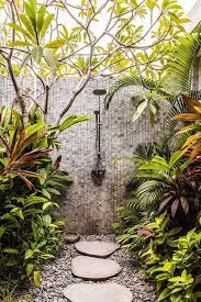 11 Outdoor Shower Ideas Like A Vacation