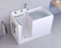 Caratteristiche tecniche l'installazione della vasca con sportello comporta meno di una giornata ed il disagio in casa è davvero minimo. Vasche Con Sportello Bagno Disabili E Anziani Busco