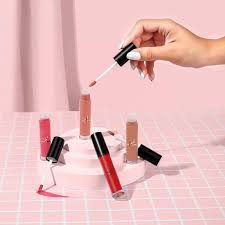 How to Start a Lip Gloss Business: Best Tips And Strategies