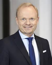 With almost 20 years as a chief executive officer (ceo), pekka has accrued deep expertise in the telecommunications, technology, energy, machinery, and finance sectors, all of which are central to the transition into the fourth industrial revolution. Pekka Lundmark Portrait News