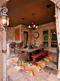 Southwestern Decorating Outdoor Dining
