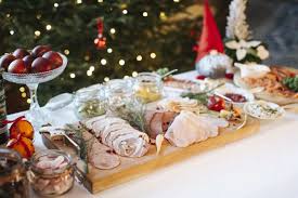 Germany celebrates christmas with two public holidays, 25 and 26 december. Traditional Christmas Dinner Around The World Espresso Translations