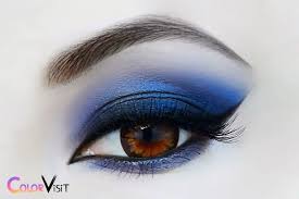 color eyeshadow for royal blue dress