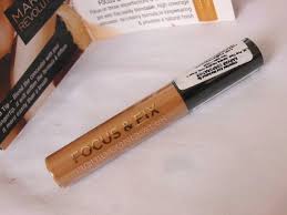 makeup revolution focus and fix liquid