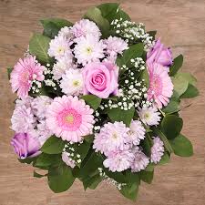 Bouquet e mazzi di fiori a partire da 33 €. Che Fiori Regalare Per Un Compleanno Informazioni Nel Web