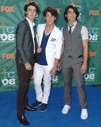 the jonas brothers red carpet style