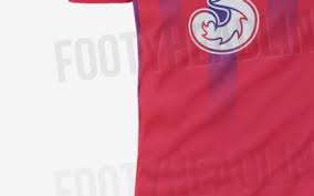 La camiseta chelsea fc está confeccionada con tejido de algodón puro para animar a tu equipo durante todo el día con una. Chelsea Jugara La 2020 21 Con Una Camiseta Identica A La Del Barca Futbol Sapiens