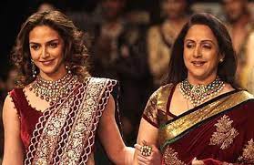 Bollywood stars and their family pics. Esha Deol Quashes Rumors Of Hema Malini Being Hospitalized She S Fit And Fine The New Indian Express