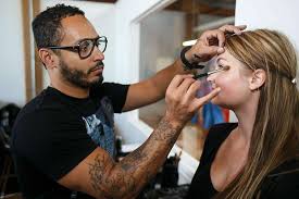 makeup artist to offer tips for gals