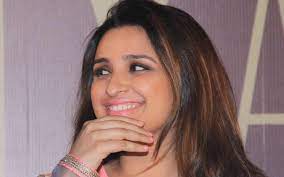 Parineeti Chopra Smile Look HD Wallpaper #00662 | wallpaperspick.com