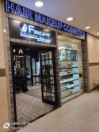 beauty salons near mega mall dlf city
