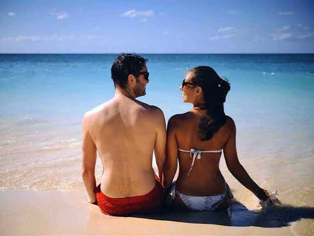 7 Wonders In and Around India for Romantic Honeymoon