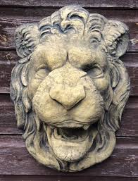 Lion Head Fountain Mask Decorative