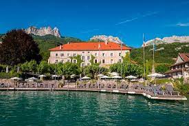 the best hotels on the lake in annecy