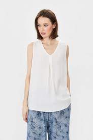 Гайд по модным женским блузкам, которые нужно носить в 2024 году Модный  блог Baon.