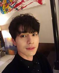 During a recent broadcast of happy together 3, former kara member heo youngji revealed her feelings for close friend lee dong wook, who has received an immense amount of love for his role as the grim reaper in goblin. 9 Things You May Not Know About Korean Actor Lee Dong Wook Her World Singapore