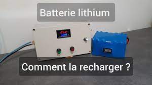 Comment Recharger une Batterie Lithium / How to Charge a Lithium Battery -  YouTube