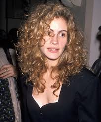 See more of julia roberts ღ on facebook. Julia Roberts Best Hair And Makeup Looks Curls Color