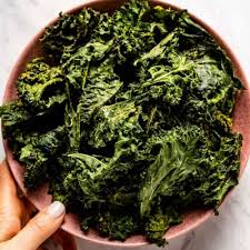 cheesy kale chips with nutritional
