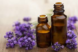 how to use essential oils to clean your