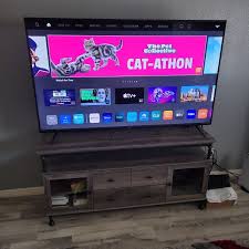 70 Inch Smart Vizio Tv With Stand And