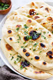 Does naan bread contain egg?