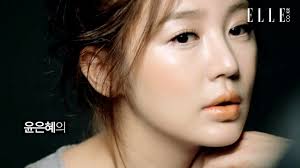 yoon eun hye shows off her perfectly