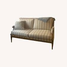 It is in a soft gold diamond print fabric and includes 2 pillows. Ethan Allen Custom Beige Patterned Loveseat Aptdeco