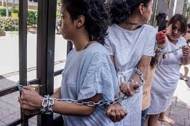 El Salvador: Sobreviviente violación sentenciada a 30 años de prisión por la extrema ley anti-aborto