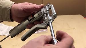 Find here online price details of companies selling grease gun. Pistol Grip Grease Gun By Kanyinnovations