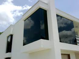 Uma vez que a grande maior parte das construções contam com muito mais janelas de vidro do que portas, divisórias. Pelicula Residencial Para Janelas Plotagem De Mesa De Vidro Revestimento Fume Espelhada Objetos De Decoracao Farolandia Aracaju 455067793 Olx