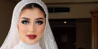mewahnya makeup bold barbie arab karya