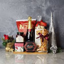 holiday chagne cheese snack basket