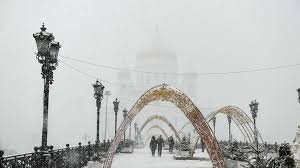 Метель, снегопад, до минус 16 градусов, порывистый ветер. Snegopad V Moskve 13 Fevralya Pobil Rekord 1995 Goda Rt Na Russkom