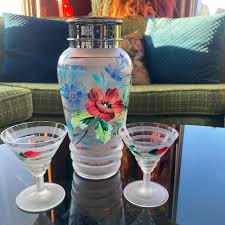 Martini Cocktail Shaker Glasses Set
