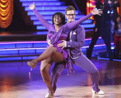 Motown week ends with Gladys Knights' elimination on 'Dancing With the  Stars'