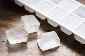 keep ice from melting without a freezer