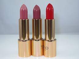 intensely lavish lipstick review