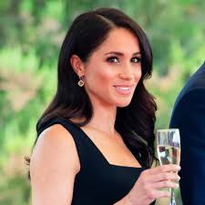 When this childhood photo of meghan surfaced on hello! The Evolution Of Meghan Markle S Hair Over The Years Allure