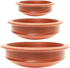 A disadvantage of clay cookware is that it is heavier than metal and less durable (if mishandled, it will crack). Manchatti Craftaman India Online 1l 2l And 3l Terracotta Clay Pots For Cooking Red Cookware Set Price In India Buy Manchatti Craftaman India Online 1l 2l And 3l Terracotta Clay Pots For