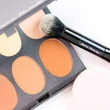 complete contour makeup kit with