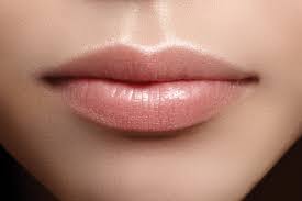 perfect natural lip makeup close up