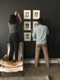 hanging a 9 frame grid gallery wall
