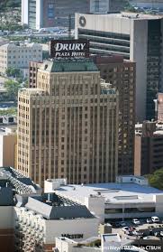 The drury inn & suites is located directly on the riverwalk and is listed as an historical landmark. Drury Plaza Hotel San Antonio Riverwalk The Skyscraper Center