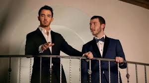 Jonas brothers Kevin and Frankie host 'Claim to Fame' competition show on  ABC - ABC7 New York